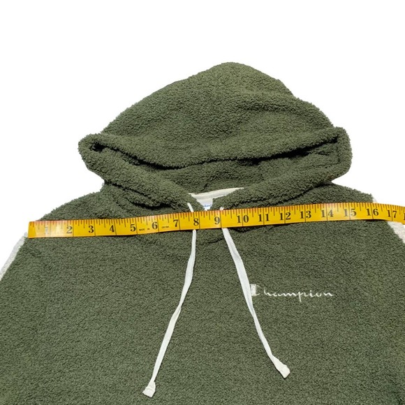 Champion Olive Green and Cream Women's Sweater - Picture 5 of 9